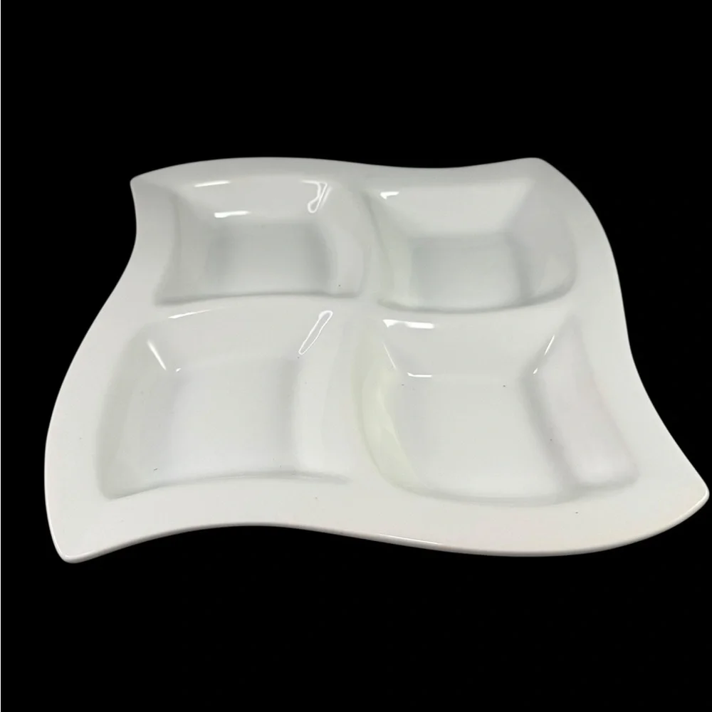 Pier 1 Imports Wavy White 4 Section Divided Fruit Dipping Relish Condiment Dish